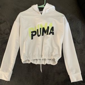 PUMA Cropped Hoodie w/ Drawstring Worn Once